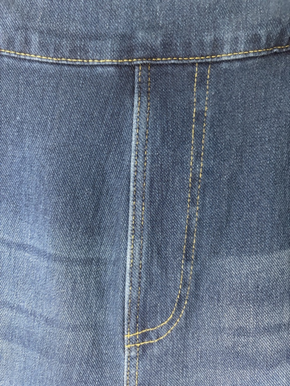 Halara Flex Barrel Leg Jeans Size Large NWOT - Picture 9 of 16